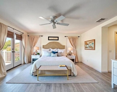 5292 Village Dr - Photo Thumbnail 2