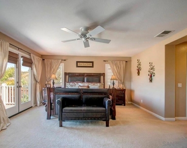 5292 Village Dr - Photo Thumbnail 25