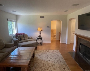 1994 Casablanca Ct. - Photo Thumbnail 5