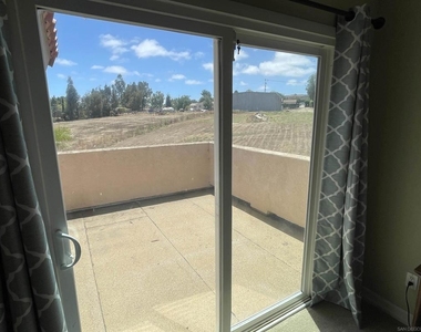1994 Casablanca Ct. - Photo Thumbnail 12