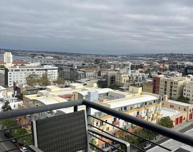 425 W Beech - Photo Thumbnail 8