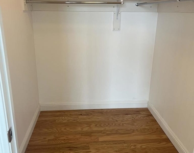 425 W Beech - Photo Thumbnail 23