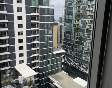 425 W Beech - Photo Thumbnail 7