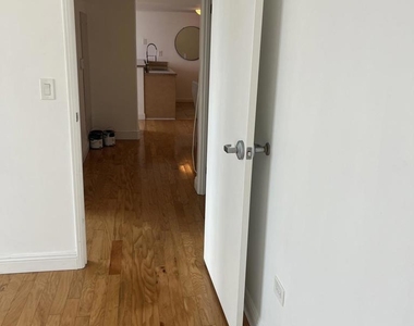 425 W Beech - Photo Thumbnail 25