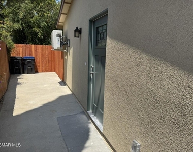 1281 Hartley Avenue - Photo Thumbnail 8