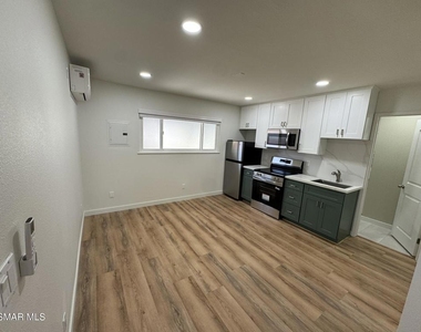 1281 Hartley Avenue - Photo Thumbnail 1