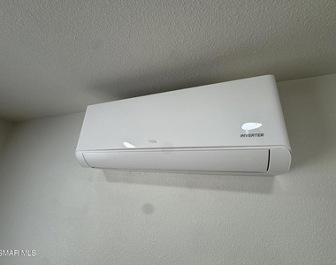 1281 Hartley Avenue - Photo Thumbnail 7