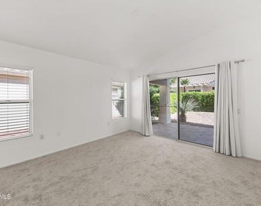 78282 Yucca Blossom Drive - Photo Thumbnail 8