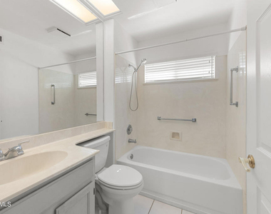 78282 Yucca Blossom Drive - Photo Thumbnail 6