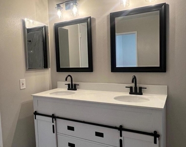 2800 Regina Avenue - Photo Thumbnail 20
