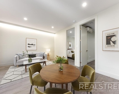 1647 Eighth Avenue - Photo Thumbnail 1
