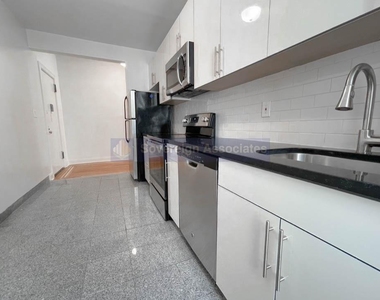 664 West 163rd Street - Photo Thumbnail 5