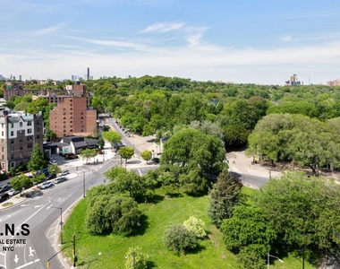 Ocean Parkway - Photo Thumbnail 28