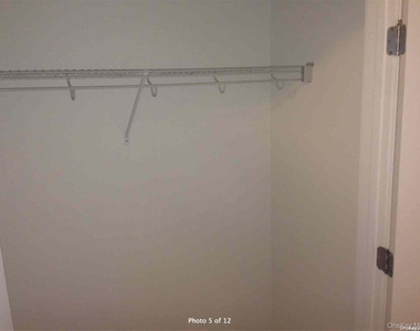 306 Soundview Lane - Photo Thumbnail 3
