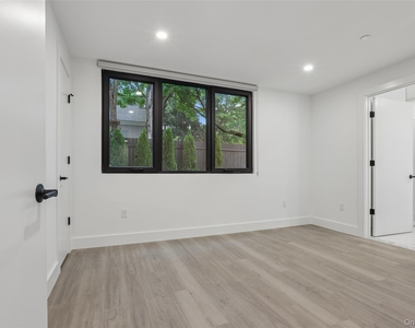 325 Manville Road - Photo Thumbnail 20