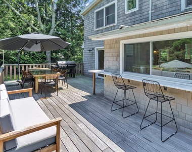 18 Bay View Road - Photo Thumbnail 14