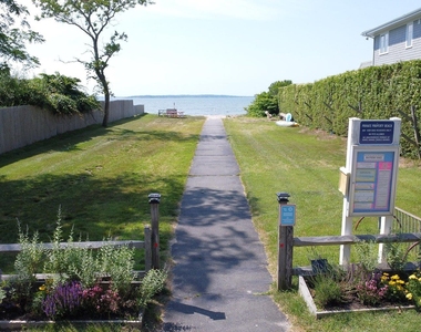 18 Bay View Road - Photo Thumbnail 5