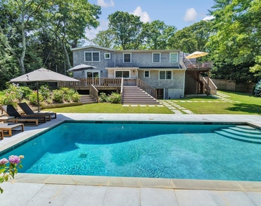 18 Bay View Road - Photo Thumbnail 11
