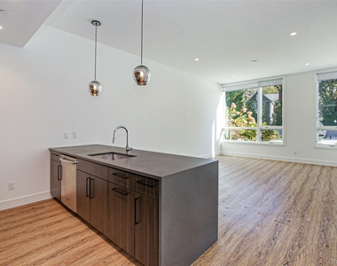 39 Washington Avenue - Photo Thumbnail 4