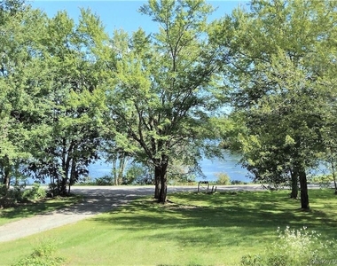 525 Lake Road - Photo Thumbnail 17