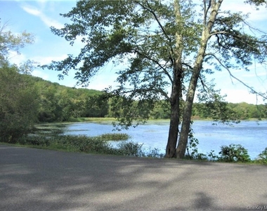 525 Lake Road - Photo Thumbnail 27