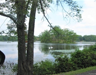 525 Lake Road - Photo Thumbnail 25