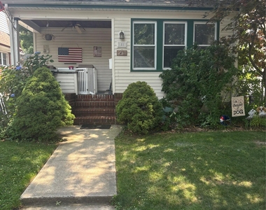 181 Violet Avenue - Photo Thumbnail 14