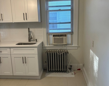 181 Violet Avenue - Photo Thumbnail 1