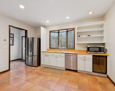 397 Split Rock Road - Photo Thumbnail 13