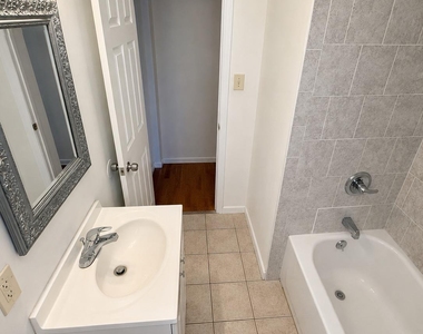 52 Hoffman Lane - Photo Thumbnail 15
