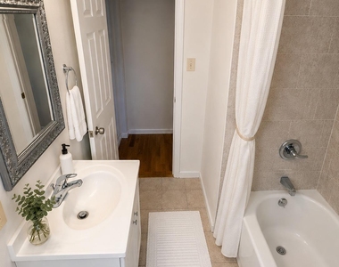 52 Hoffman Lane - Photo Thumbnail 14