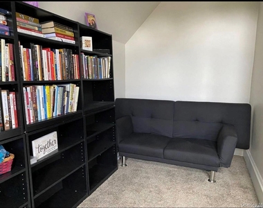 217-17 38 Avenue - Photo Thumbnail 9