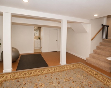 51 Whitman Avenue - Photo Thumbnail 19