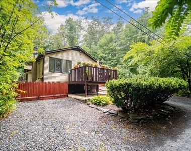 13 Laurel Trail - Photo Thumbnail 1