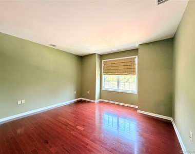943 Tower Ridge Circle - Photo Thumbnail 26