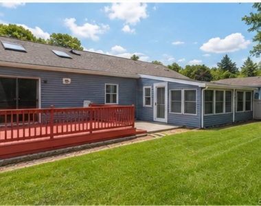133 Royal Avenue - Photo Thumbnail 1
