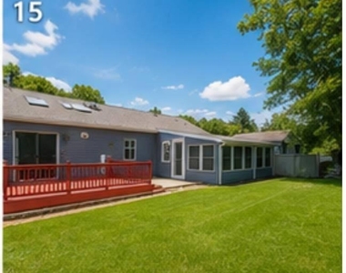 133 Royal Avenue - Photo Thumbnail 2