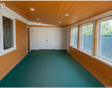 133 Royal Avenue - Photo Thumbnail 13