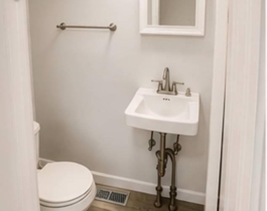 133 Royal Avenue - Photo Thumbnail 12
