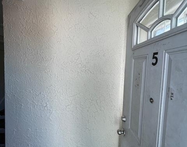 488 Nassau Road - Photo Thumbnail 4