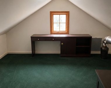 27 Arrandale Avenue - Photo Thumbnail 9