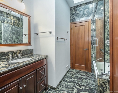 3 West Drive - Photo Thumbnail 23