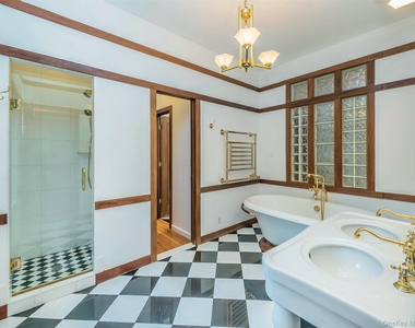 3 West Drive - Photo Thumbnail 28