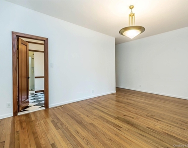 3 West Drive - Photo Thumbnail 27