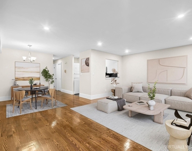 657 Chestnut Street - Photo Thumbnail 3