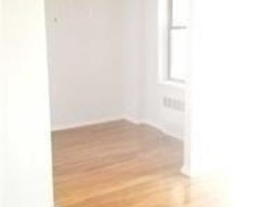 152-72 Melbourne Avenue - Photo Thumbnail 5
