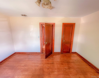 109 L Street - Photo Thumbnail 13