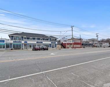 14 Bayville Avenue - Photo Thumbnail 5