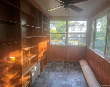 69 Hunt Avenue - Photo Thumbnail 8