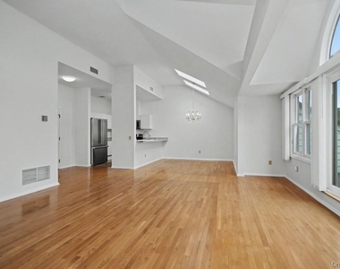 333 North State Road - Photo Thumbnail 8